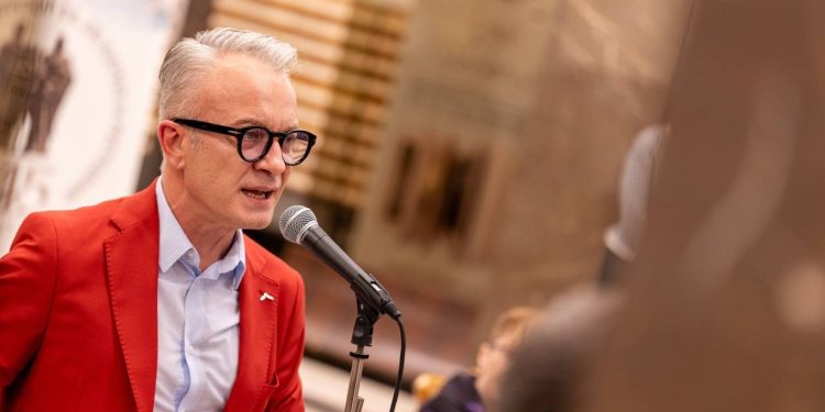 Добромир Банев на 55: Не бива да таим чувствата си към някого, те са за споделяне