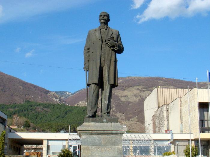 Резултат с изображение за къщата на иван вазов в сопот